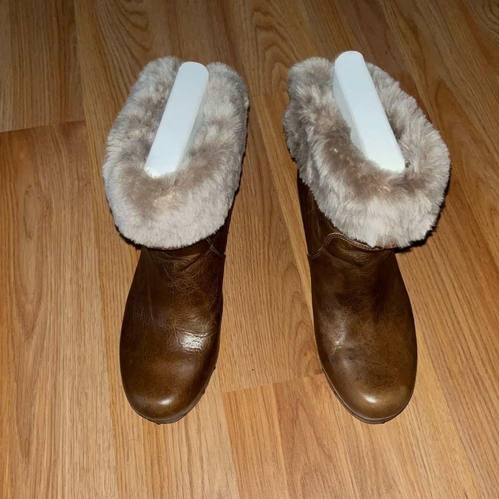 Ugg ankle boots